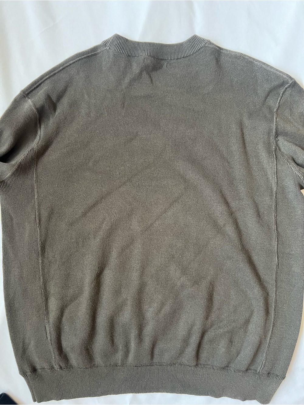 Zara Men's Crewneck Sweater in Olive - Picture 2 of 7